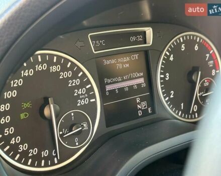 Черный Мерседес Б-класс, объемом двигателя 2 л и пробегом 169 тыс. км за 8590 $, фото 19 на Automoto.ua