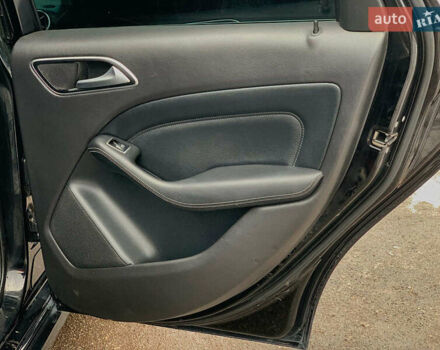 Чорний Мерседес Б-клас, об'ємом двигуна 2 л та пробігом 385 тис. км за 9790 $, фото 20 на Automoto.ua