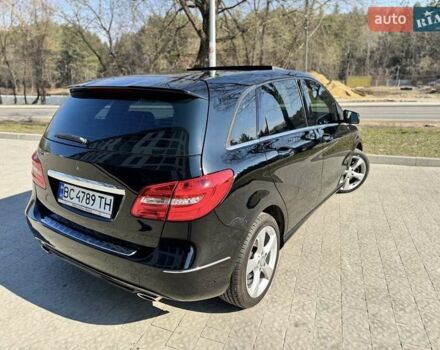 Чорний Мерседес Б-клас, об'ємом двигуна 1.99 л та пробігом 83 тис. км за 11900 $, фото 4 на Automoto.ua