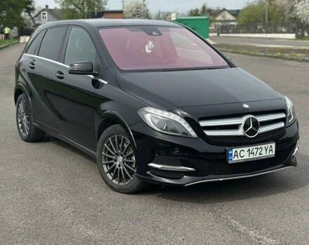Чорний Мерседес Б-клас, об'ємом двигуна 0 л та пробігом 116 тис. км за 9000 $, фото 3 на Automoto.ua