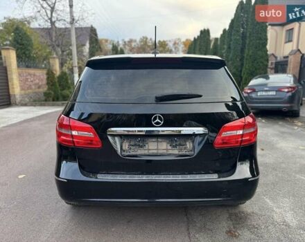 Чорний Мерседес Б-клас, об'ємом двигуна 1.5 л та пробігом 330 тис. км за 9700 $, фото 5 на Automoto.ua