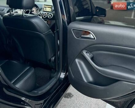 Чорний Мерседес Б-клас, об'ємом двигуна 1.5 л та пробігом 330 тис. км за 9700 $, фото 18 на Automoto.ua