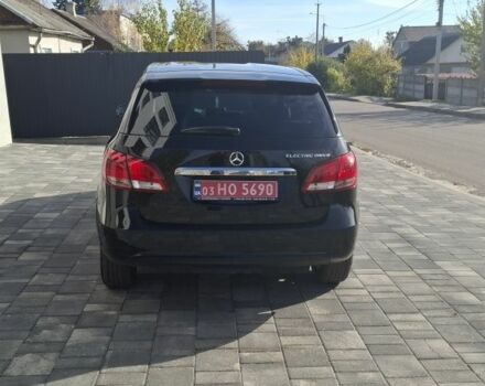 Черный Мерседес Б-класс, объемом двигателя 0 л и пробегом 149 тыс. км за 8200 $, фото 1 на Automoto.ua