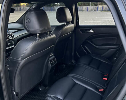 Черный Мерседес Б-класс, объемом двигателя 0 л и пробегом 114 тыс. км за 9900 $, фото 32 на Automoto.ua