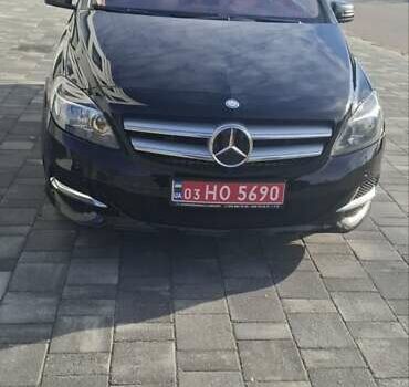 Черный Мерседес Б-класс, объемом двигателя 0 л и пробегом 140 тыс. км за 8799 $, фото 7 на Automoto.ua