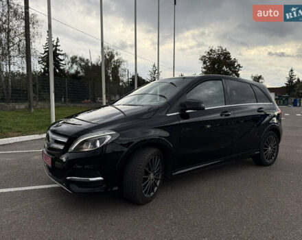 Мерседес Б-клас 2015 у Житомирі на Automoto.ua Чорний Мерседес Б-клас, об'ємом двигуна 0 л та пробігом 120 тис. км за 10200 $, фото 6 на Automoto.ua