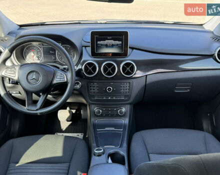 Черный Мерседес Б-класс, объемом двигателя 1.6 л и пробегом 210 тыс. км за 11800 $, фото 11 на Automoto.ua