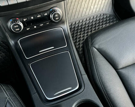 Черный Мерседес Б-класс, объемом двигателя 0 л и пробегом 114 тыс. км за 9900 $, фото 34 на Automoto.ua