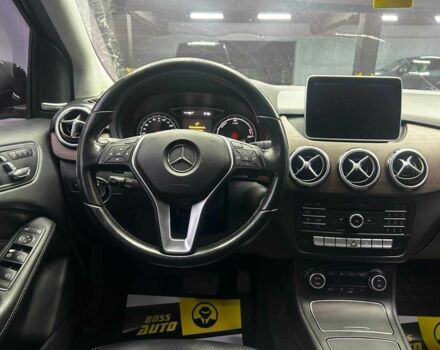 Черный Мерседес Б-класс, объемом двигателя 0 л и пробегом 116 тыс. км за 10300 $, фото 11 на Automoto.ua