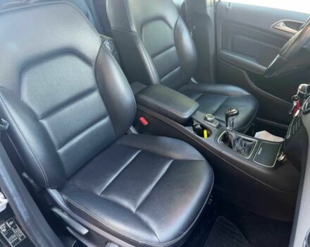 Черный Мерседес Б-класс, объемом двигателя 2 л и пробегом 70 тыс. км за 10200 $, фото 8 на Automoto.ua