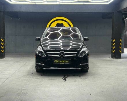 Черный Мерседес Б-класс, объемом двигателя 0 л и пробегом 116 тыс. км за 10300 $, фото 1 на Automoto.ua