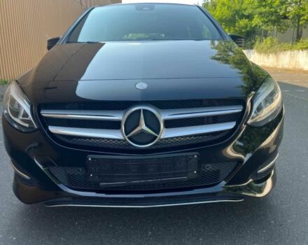 Черный Мерседес Б-класс, объемом двигателя 2 л и пробегом 70 тыс. км за 10200 $, фото 1 на Automoto.ua