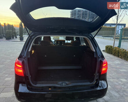 Чорний Мерседес Б-клас, об'ємом двигуна 0 л та пробігом 80 тис. км за 9300 $, фото 10 на Automoto.ua