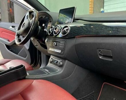 Чорний Мерседес Б-клас, об'ємом двигуна 0 л та пробігом 193 тис. км за 10500 $, фото 10 на Automoto.ua