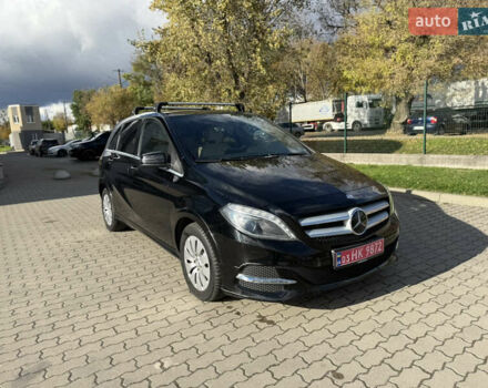 Чорний Мерседес Б-клас, об'ємом двигуна 0 л та пробігом 180 тис. км за 8800 $, фото 1 на Automoto.ua
