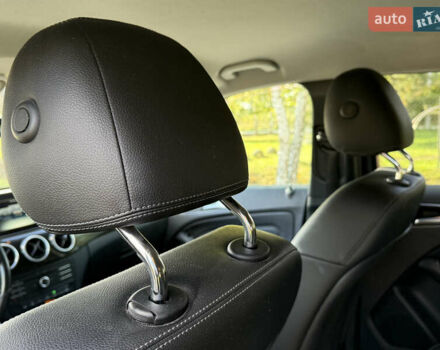 Черный Мерседес Б-класс, объемом двигателя 0 л и пробегом 120 тыс. км за 9499 $, фото 18 на Automoto.ua