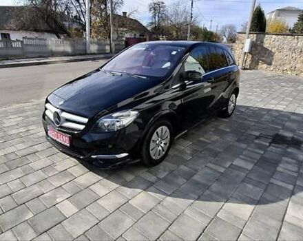 Черный Мерседес Б-класс, объемом двигателя 0 л и пробегом 140 тыс. км за 8799 $, фото 10 на Automoto.ua