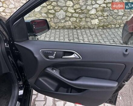 Чорний Мерседес Б-клас, об'ємом двигуна 0 л та пробігом 130 тис. км за 11000 $, фото 9 на Automoto.ua