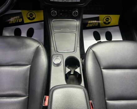 Черный Мерседес Б-класс, объемом двигателя 0 л и пробегом 116 тыс. км за 10300 $, фото 17 на Automoto.ua