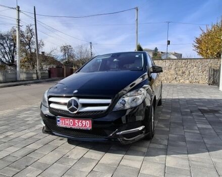 Черный Мерседес Б-класс, объемом двигателя 0 л и пробегом 149 тыс. км за 8200 $, фото 3 на Automoto.ua