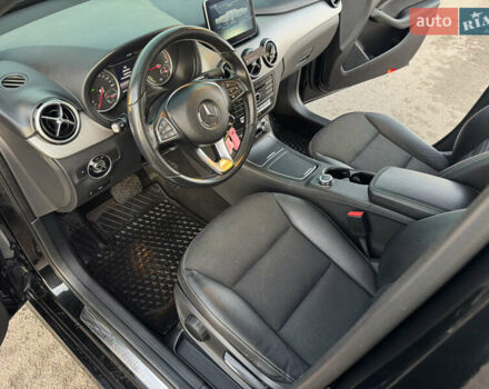 Черный Мерседес Б-класс, объемом двигателя 0 л и пробегом 88 тыс. км за 8750 $, фото 30 на Automoto.ua