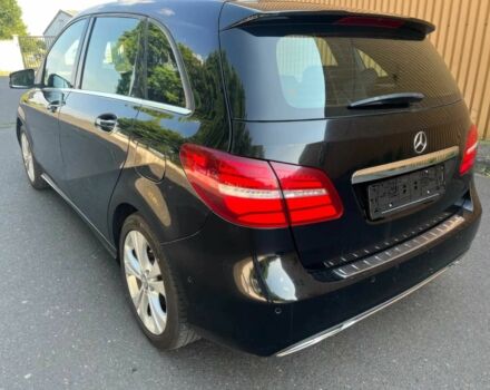 Черный Мерседес Б-класс, объемом двигателя 2 л и пробегом 70 тыс. км за 10200 $, фото 3 на Automoto.ua