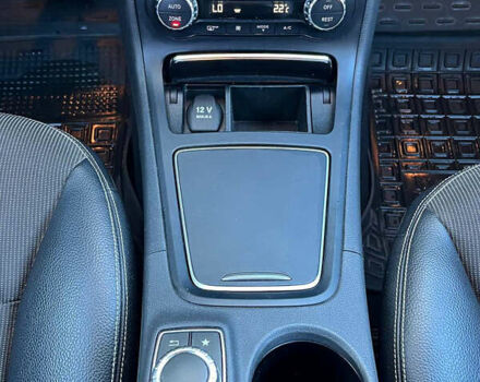 Чорний Мерседес Б-клас, об'ємом двигуна 0 л та пробігом 140 тис. км за 8499 $, фото 15 на Automoto.ua