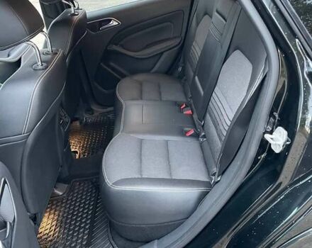 Черный Мерседес Б-класс, объемом двигателя 0 л и пробегом 109 тыс. км за 9900 $, фото 14 на Automoto.ua