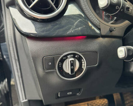 Чорний Мерседес Б-клас, об'ємом двигуна 0 л та пробігом 123 тис. км за 8800 $, фото 12 на Automoto.ua