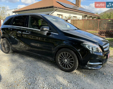 Черный Мерседес Б-класс, объемом двигателя 0 л и пробегом 120 тыс. км за 9499 $, фото 6 на Automoto.ua