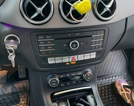 Черный Мерседес Б-класс, объемом двигателя 0 л и пробегом 109 тыс. км за 9900 $, фото 22 на Automoto.ua