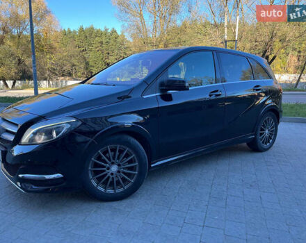 Чорний Мерседес Б-клас, об'ємом двигуна 0 л та пробігом 140 тис. км за 8499 $, фото 8 на Automoto.ua