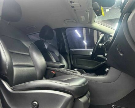 Черный Мерседес Б-класс, объемом двигателя 0 л и пробегом 116 тыс. км за 10300 $, фото 18 на Automoto.ua