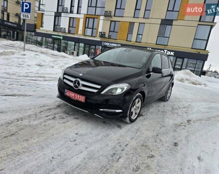 Черный Мерседес Б-класс, объемом двигателя 0 л и пробегом 93 тыс. км за 9300 $, фото 15 на Automoto.ua