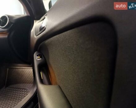 Чорний Мерседес Б-клас, об'ємом двигуна 0 л та пробігом 76 тис. км за 9999 $, фото 58 на Automoto.ua