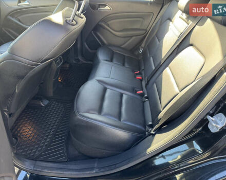 Чорний Мерседес Б-клас, об'ємом двигуна 0 л та пробігом 85 тис. км за 9999 $, фото 20 на Automoto.ua