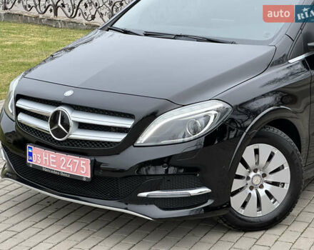 Черный Мерседес Б-класс, объемом двигателя 0 л и пробегом 72 тыс. км за 10550 $, фото 14 на Automoto.ua