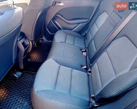 Чорний Мерседес Б-клас, об'ємом двигуна 0 л та пробігом 76 тис. км за 9999 $, фото 45 на Automoto.ua