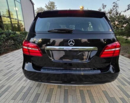 Чорний Мерседес Б-клас, об'ємом двигуна 0 л та пробігом 80 тис. км за 5700 $, фото 3 на Automoto.ua