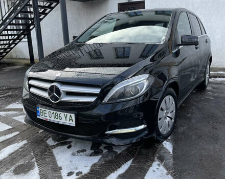 Черный Мерседес Б-класс, объемом двигателя 0 л и пробегом 111 тыс. км за 13000 $, фото 11 на Automoto.ua
