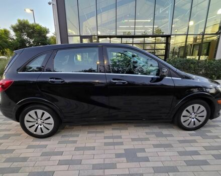 Черный Мерседес Б-класс, объемом двигателя 0 л и пробегом 76 тыс. км за 3500 $, фото 3 на Automoto.ua