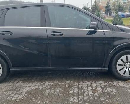 Черный Мерседес Б-класс, объемом двигателя 0 л и пробегом 122 тыс. км за 12291 $, фото 13 на Automoto.ua