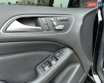 Черный Мерседес Б-класс, объемом двигателя 0 л и пробегом 72 тыс. км за 10550 $, фото 41 на Automoto.ua