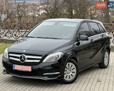 Черный Мерседес Б-класс, объемом двигателя 0 л и пробегом 72 тыс. км за 10550 $, фото 13 на Automoto.ua