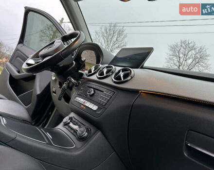 Черный Мерседес Б-класс, объемом двигателя 0 л и пробегом 72 тыс. км за 10550 $, фото 58 на Automoto.ua