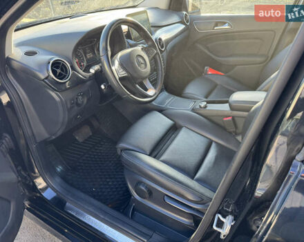 Чорний Мерседес Б-клас, об'ємом двигуна 0 л та пробігом 85 тис. км за 9999 $, фото 9 на Automoto.ua