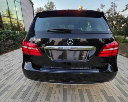 Черный Мерседес Б-класс, объемом двигателя 0 л и пробегом 76 тыс. км за 9800 $, фото 4 на Automoto.ua