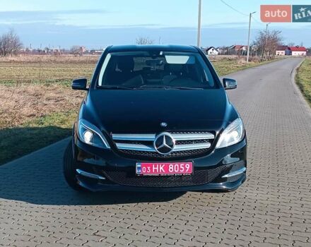 Чорний Мерседес Б-клас, об'ємом двигуна 0 л та пробігом 76 тис. км за 9999 $, фото 4 на Automoto.ua