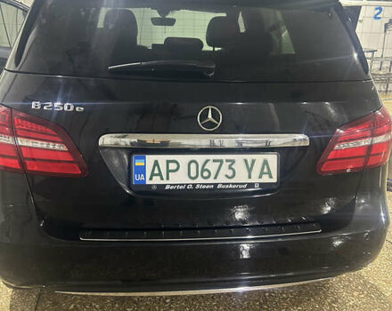 Чорний Мерседес Б-клас, об'ємом двигуна 0 л та пробігом 106 тис. км за 10500 $, фото 1 на Automoto.ua