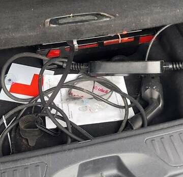 Черный Мерседес Б-класс, объемом двигателя 0 л и пробегом 122 тыс. км за 12291 $, фото 6 на Automoto.ua